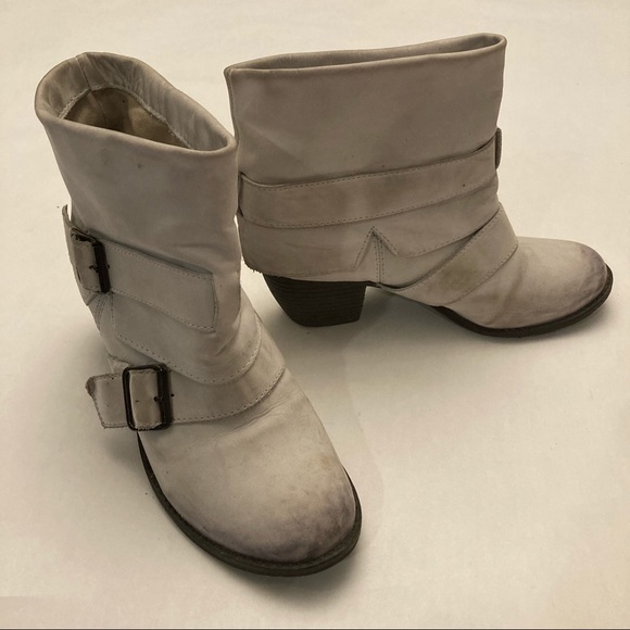 Mia weathered white scrunched ankle boots - Picture 2 of 6
